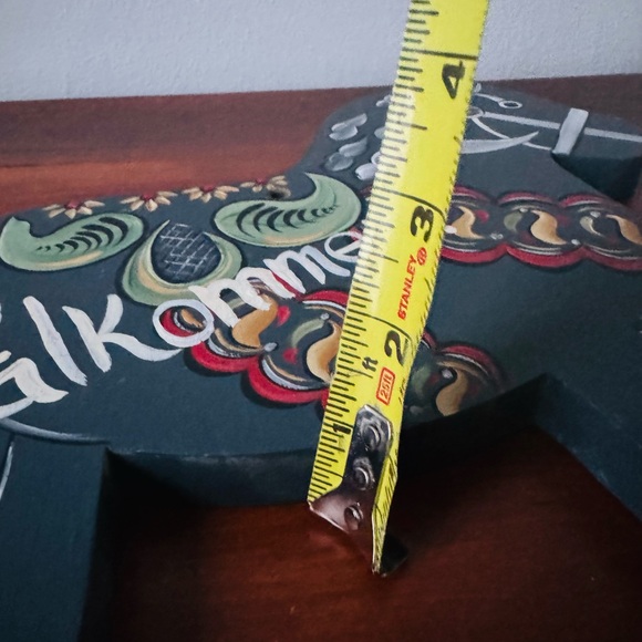 Hand painted vintage Swedish dala horse Valkomen welcome sign - Picture 10 of 10